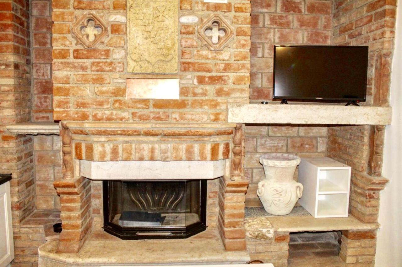 Agriturismo Le Fontanelle Da Valente Montichiari Ngoại thất bức ảnh